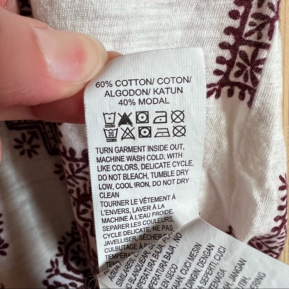 Lucky Brand Bandana Print Mulberry Purple Crewneck Tee Size XS - Picture 5 of 5